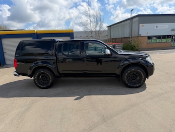 Used Nissan Navara 2015 for sale - 78432035: Photo