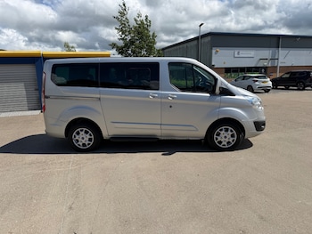 Used Ford Tourneo Custom 2015 for sale - 78893205: Photo