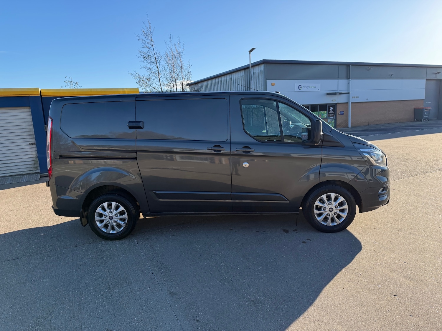 Used Ford Transit Custom 2019 for sale - 76767877: Photo 2