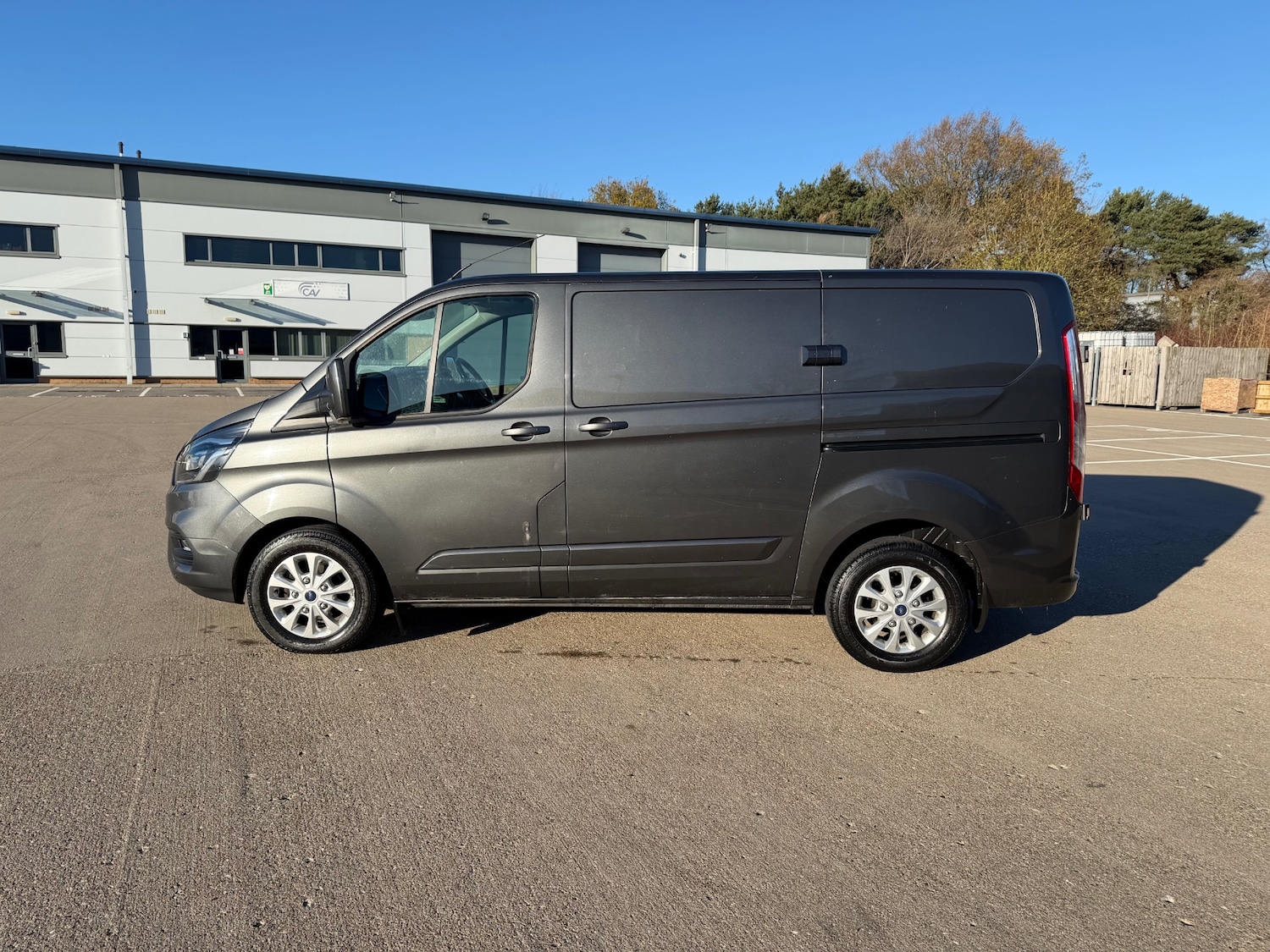 Used Ford Transit Custom 2019 for sale - 76767877: Photo 5