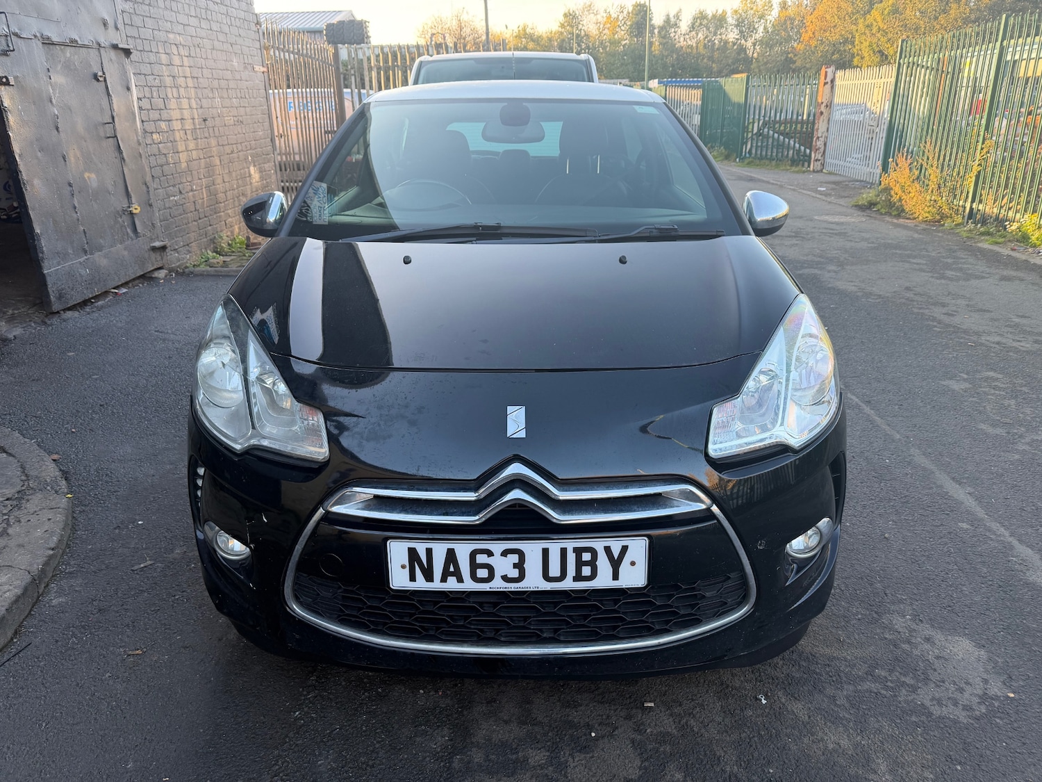 Used Citroen DS3 2013 for sale - 76431153: Photo 2