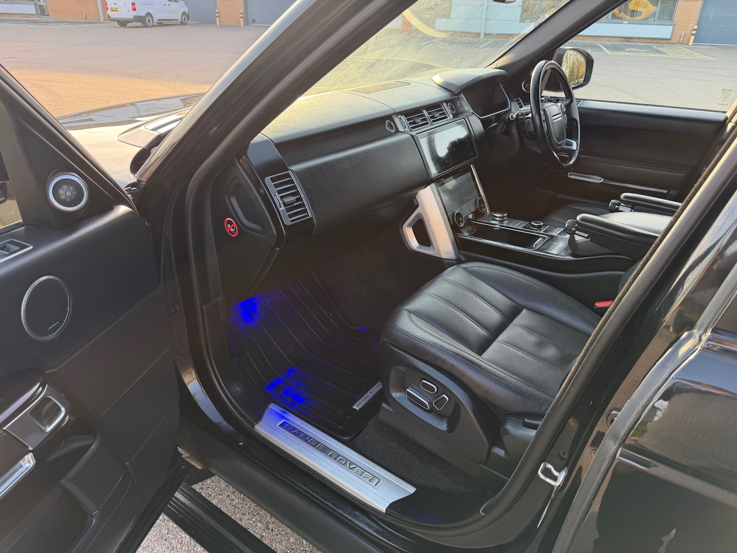 Used Land Rover Range Rover 2014 for sale - 78169019: Photo 12