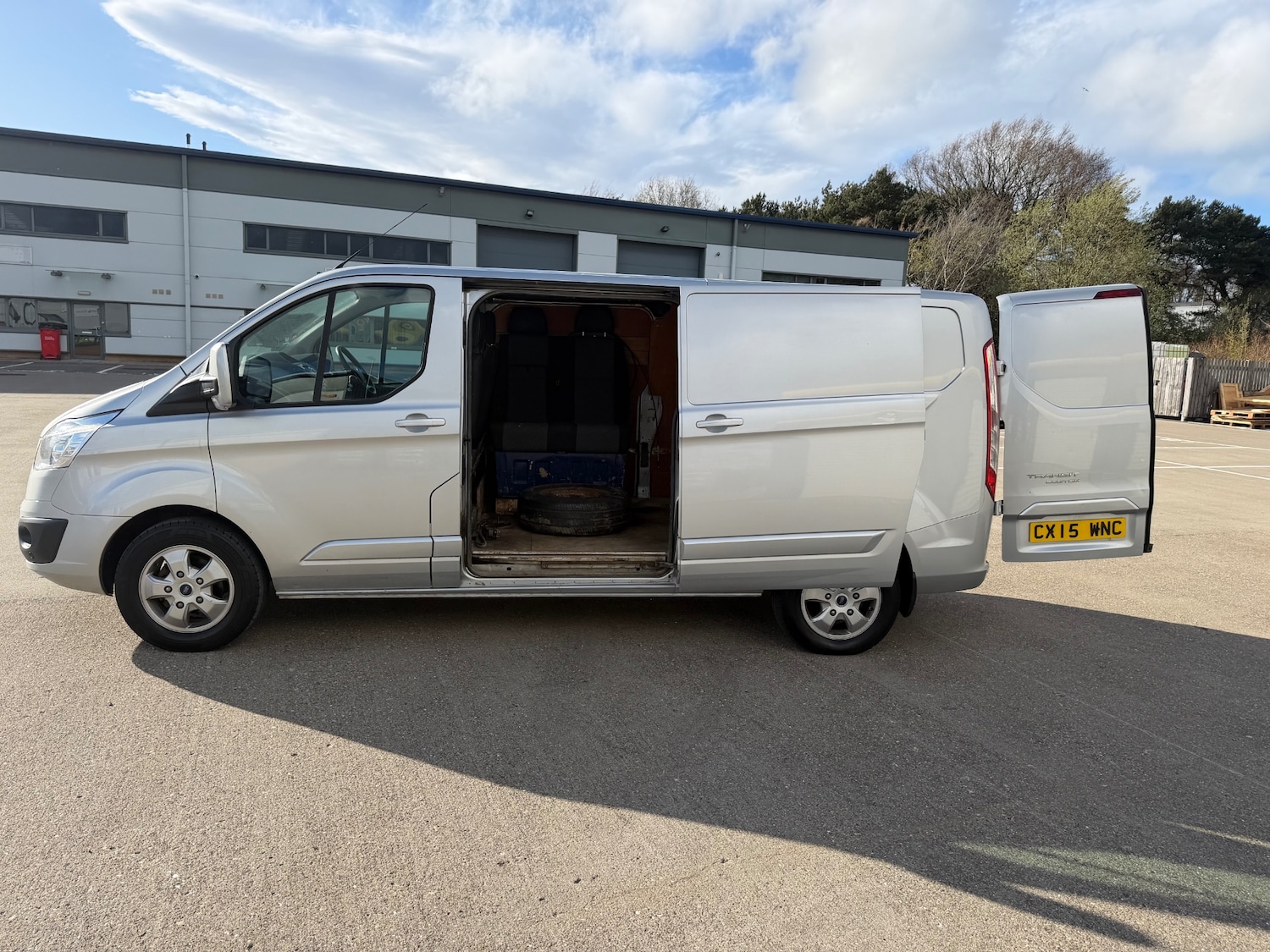 Used Ford Transit Custom 2015 for sale - 78213758: Photo 10