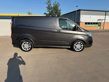Used Ford Transit Custom 2015 for sale - 79625011: Photo