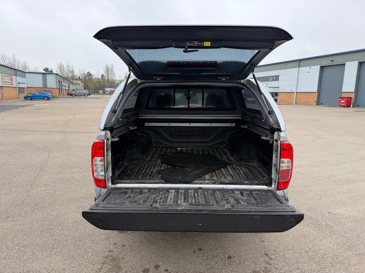 Used Nissan Navara 2017 for sale - 78161685: Photo 9