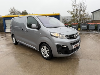 Vauxhall - Vivaro