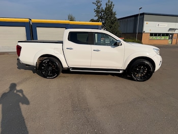 Used Nissan Navara 2018 for sale - 79500363: Photo