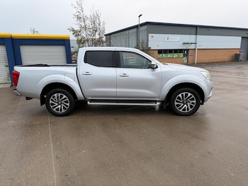 Used Nissan Navara 2017 for sale - 76986626: Photo