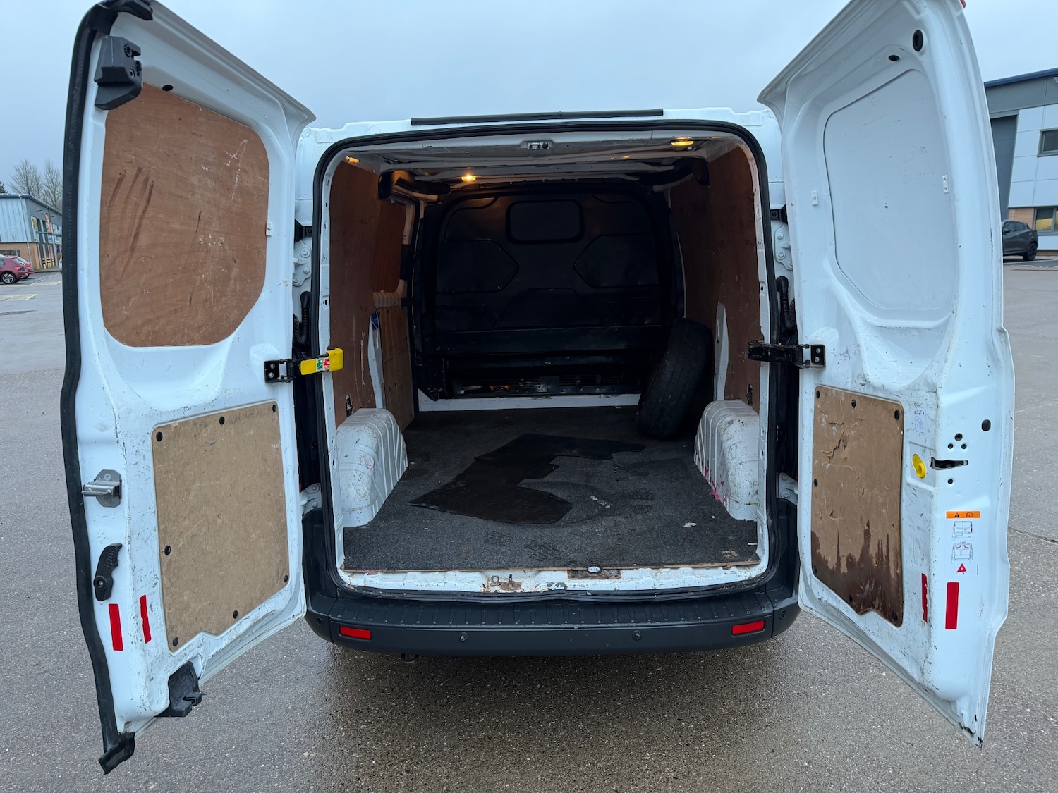 Used Ford Transit Custom 2017 for sale - 76890099: Photo 12