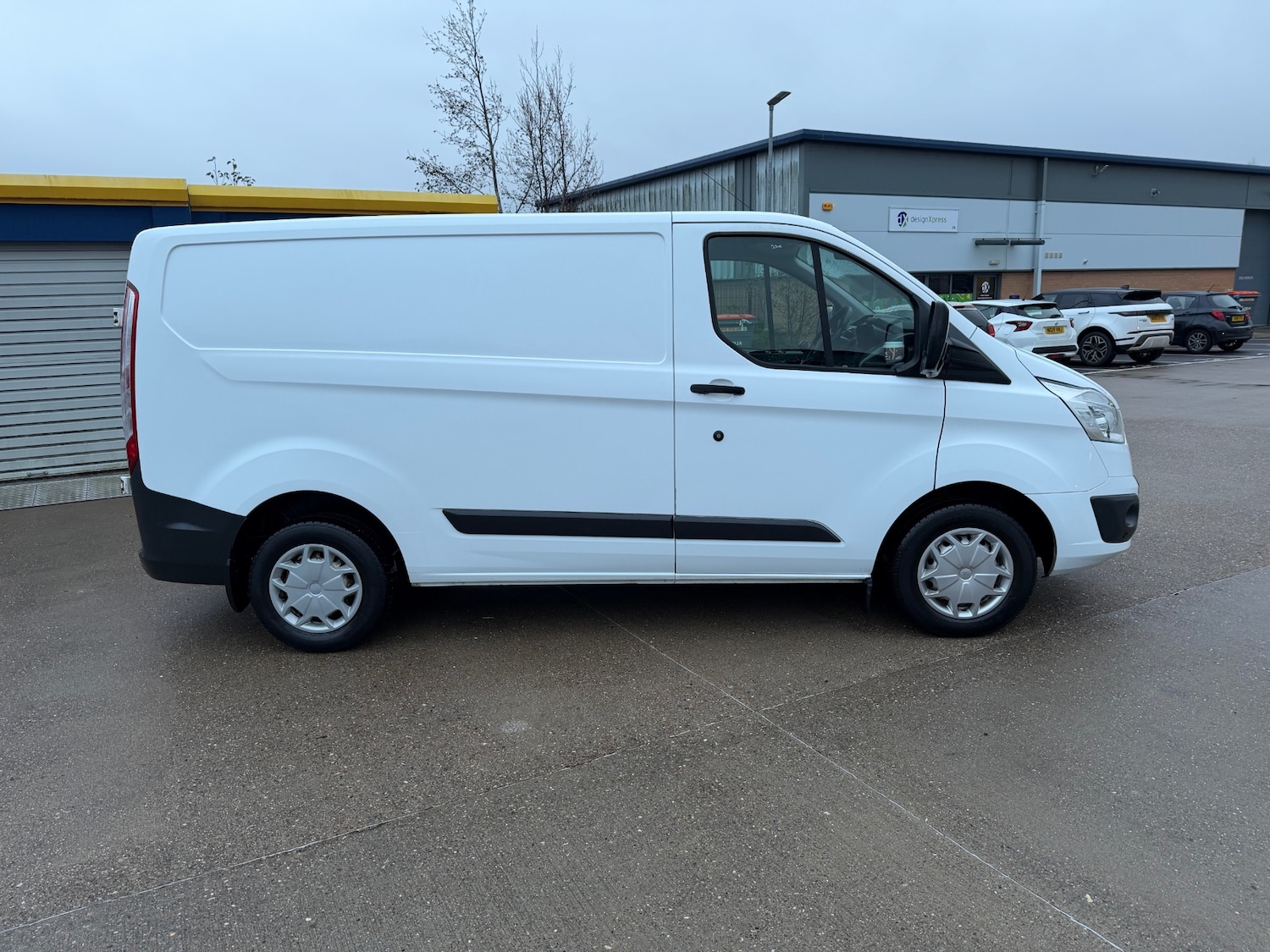 Used Ford Transit Custom 2017 for sale - 76890099: Photo 2