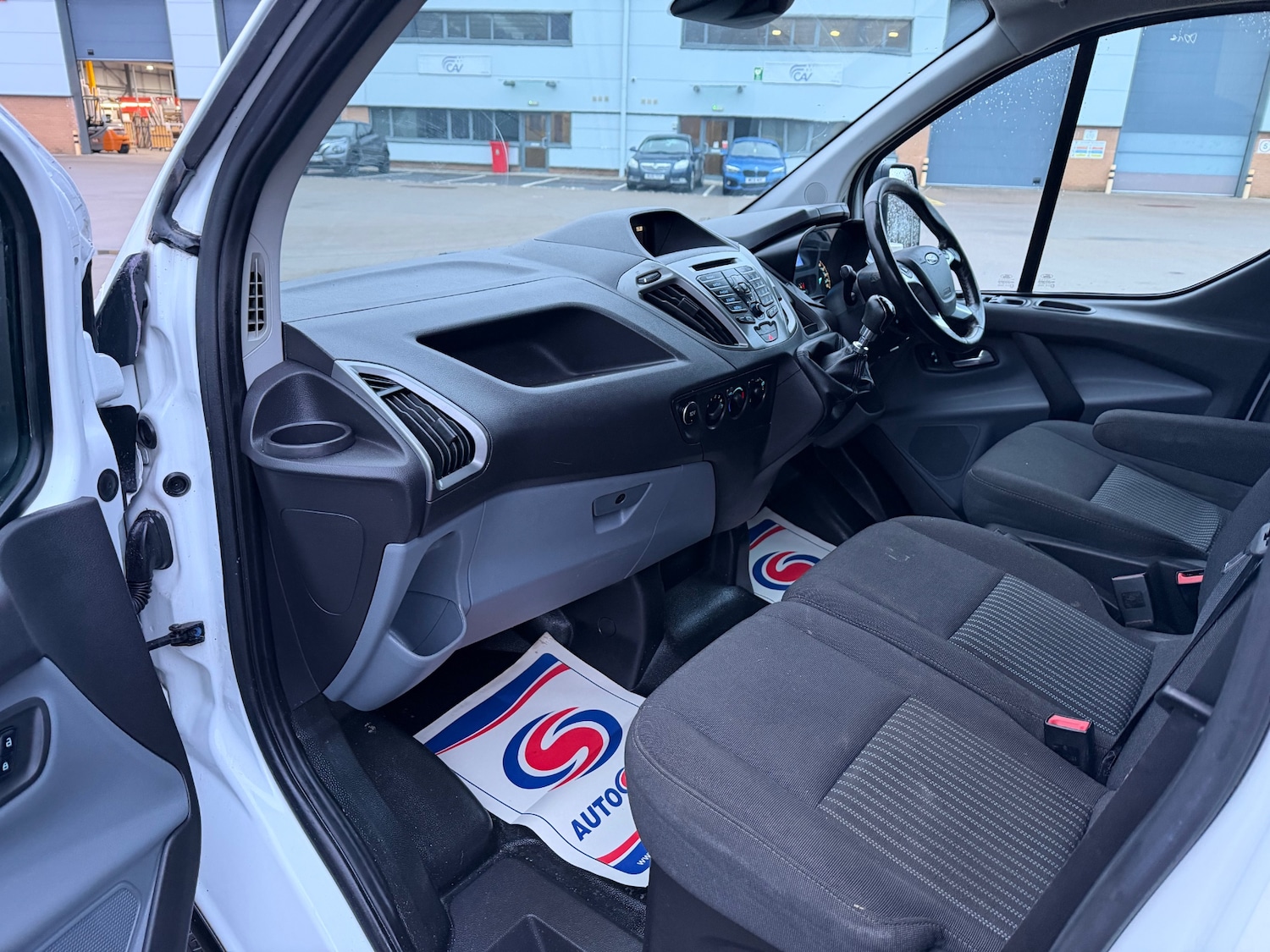 Used Ford Transit Custom 2017 for sale - 76890099: Photo 9