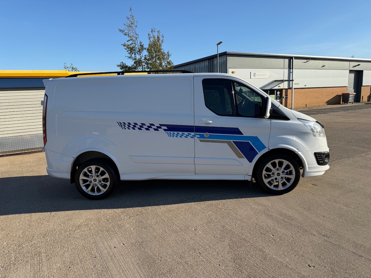 Used Ford Transit Custom 2013 for sale - 76271625: Photo 2