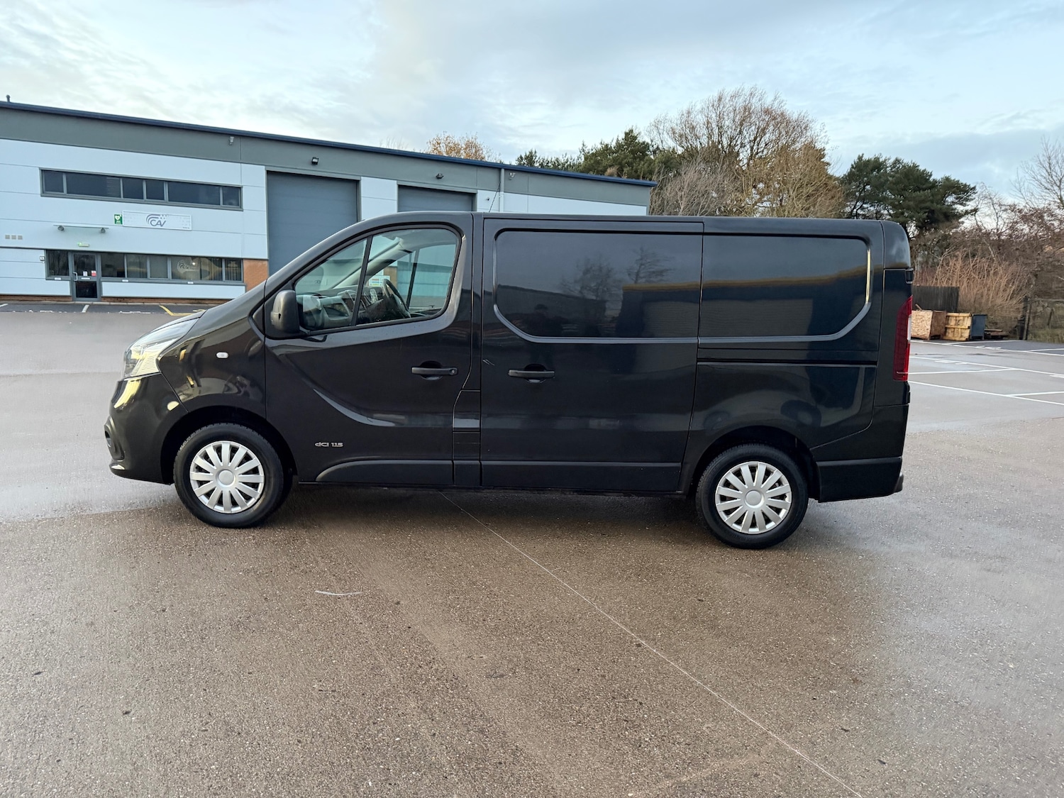 Used Renault Trafic 2015 for sale - 76854900: Photo 5