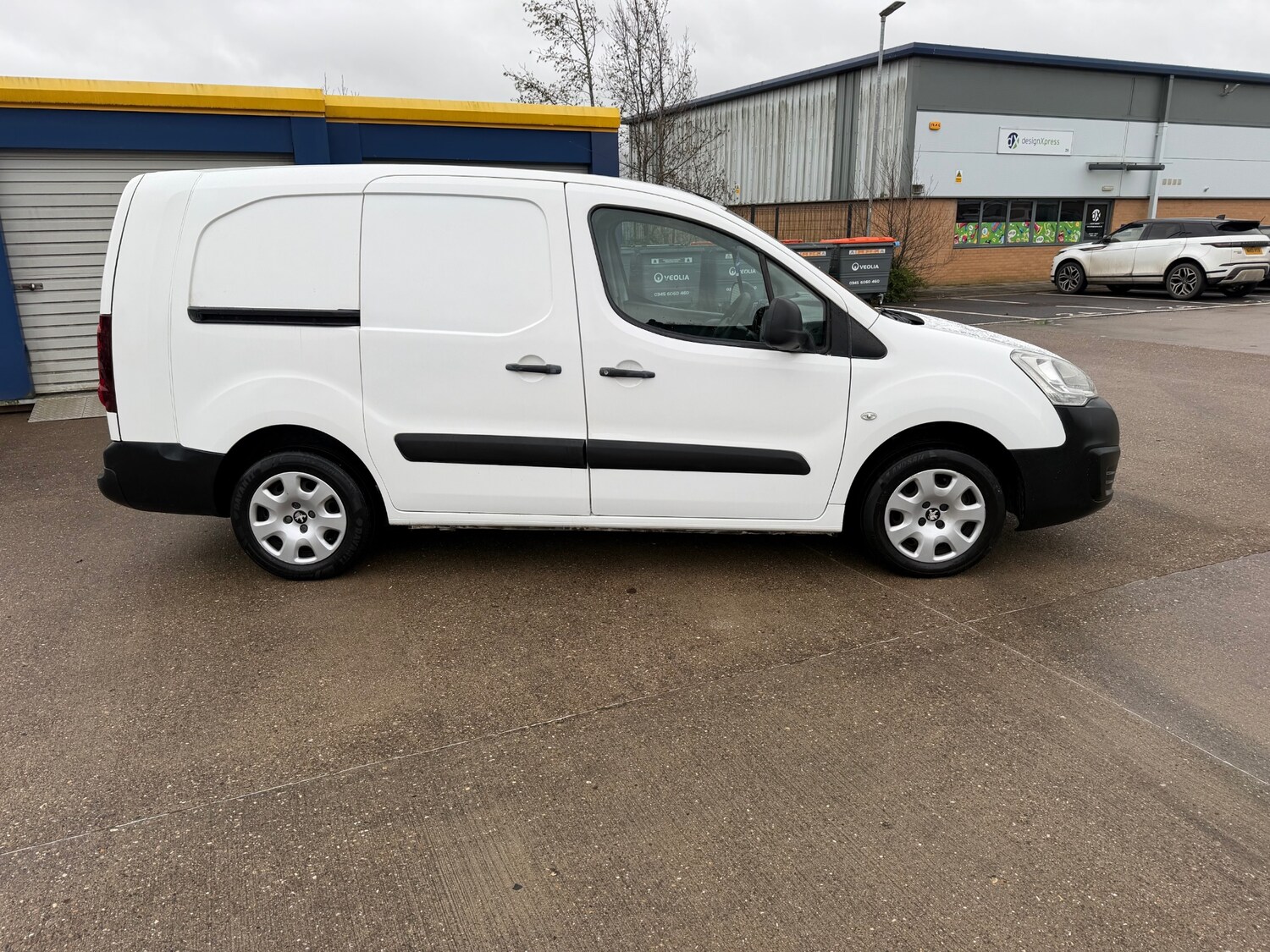 Used Peugeot Partner 2016 for sale - 77798559: Photo 2