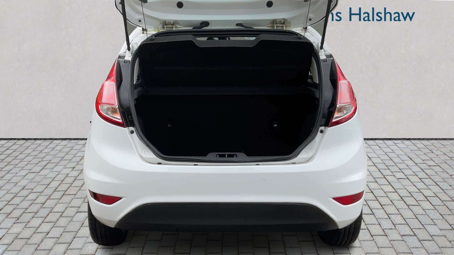 Used Ford Fiesta 2015 for sale - 78010255: Photo 4