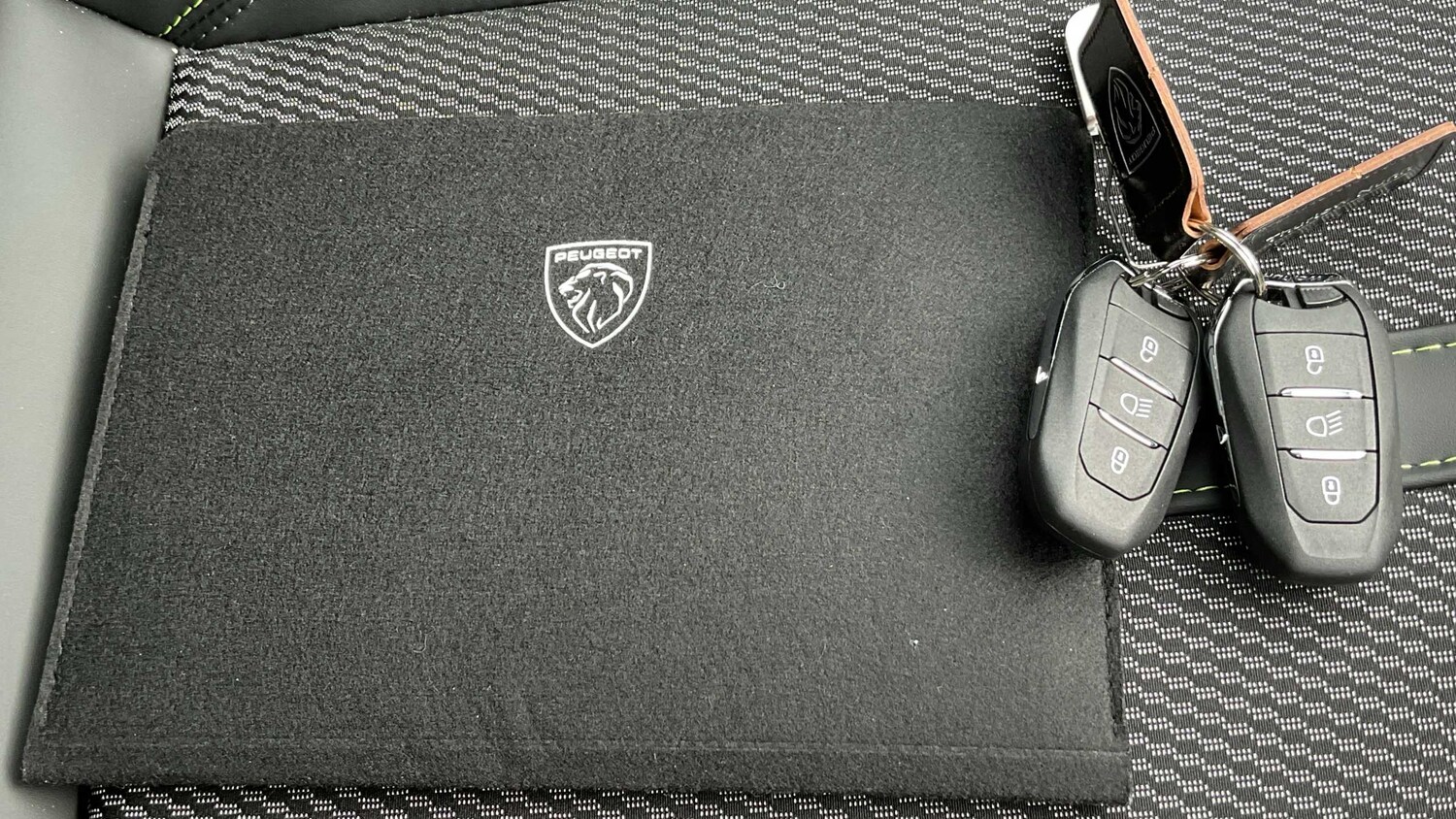 Used Peugeot 2008 for sale - 77859056: Photo 16