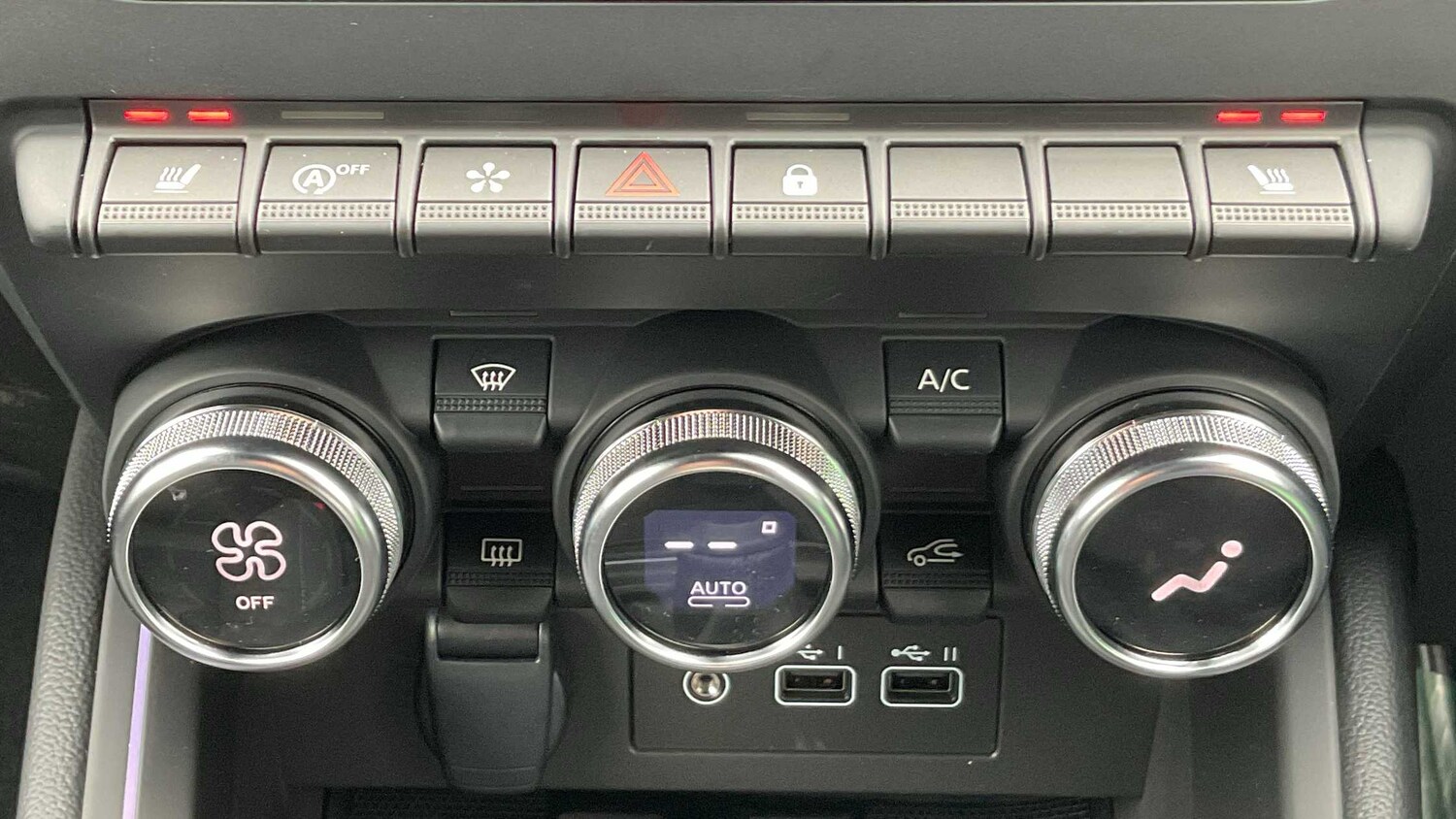 Used Renault Clio 2026 for sale - 78010019: Photo 16