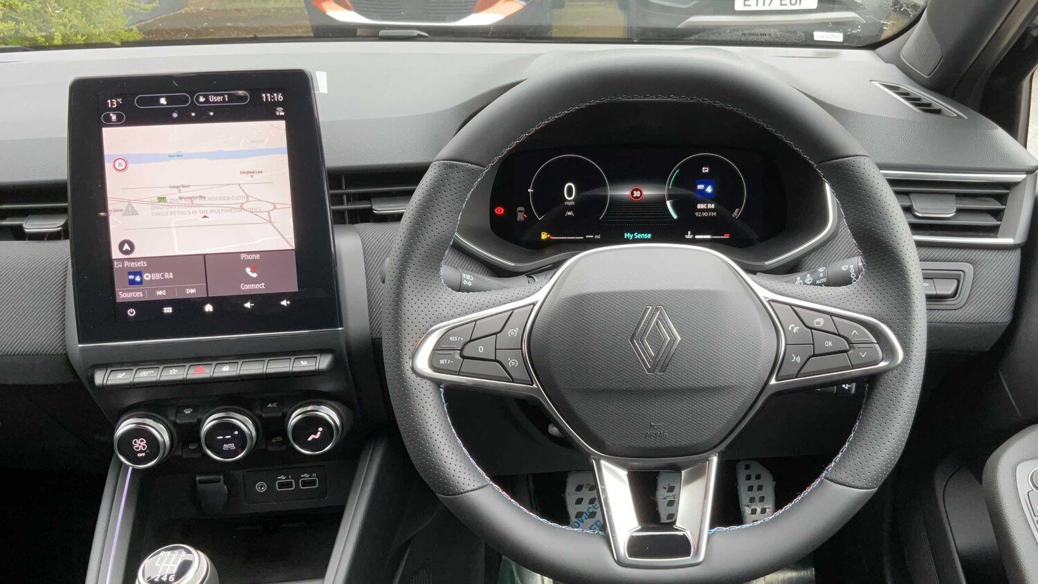 Used Renault Clio 2026 for sale - 78010019: Photo 9