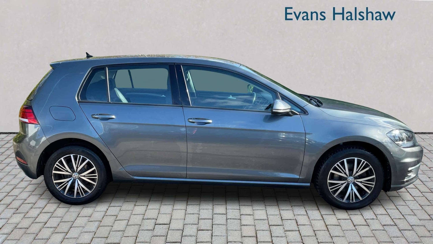 Used Volkswagen Golf 2018 for sale - 78024194: Photo 3
