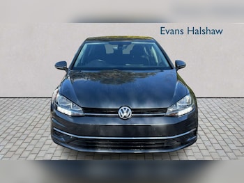 Used Volkswagen Golf 2018 for sale - 78024194: Photo
