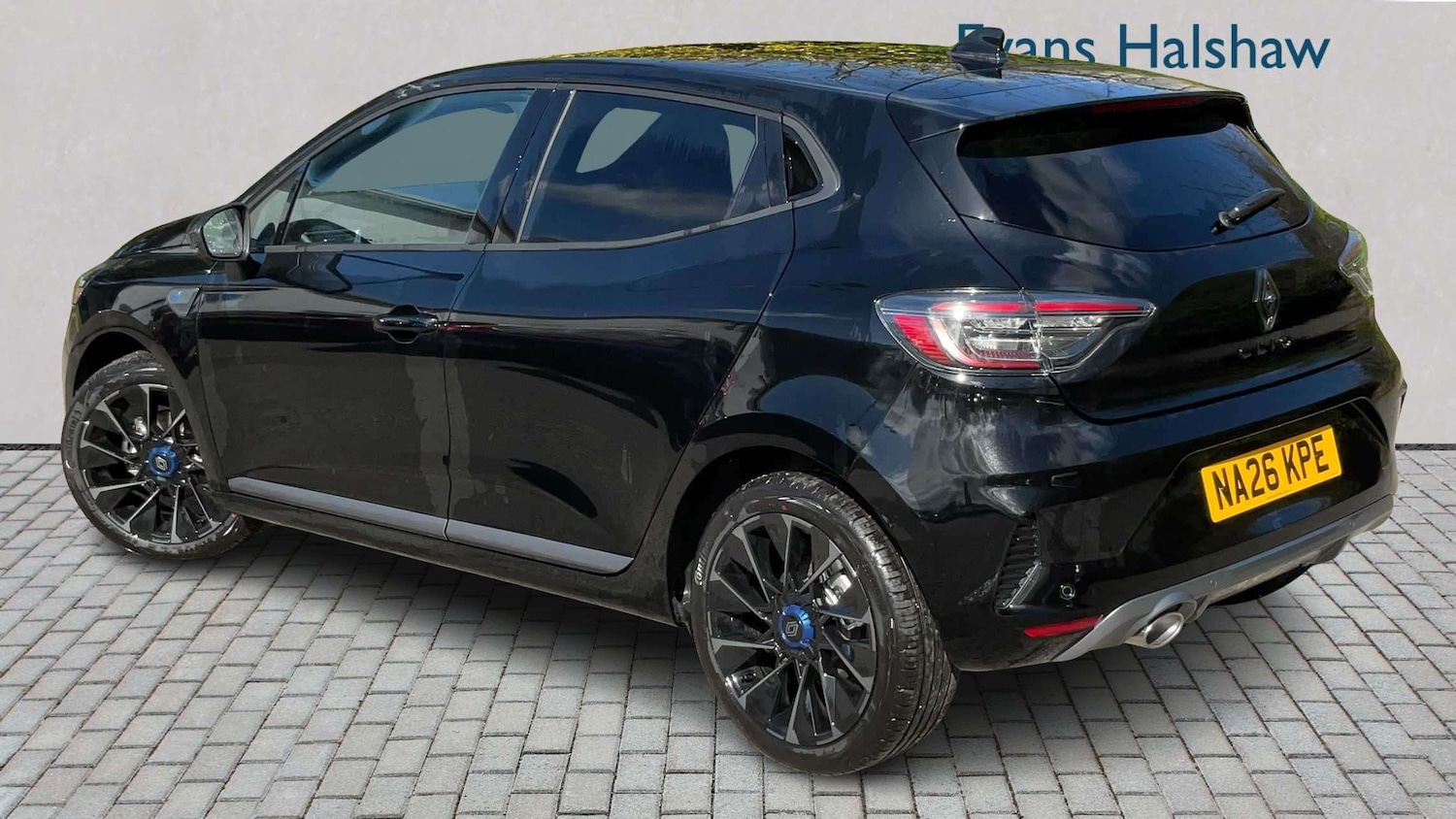 Used Renault Clio 2026 for sale - 78076866: Photo 2