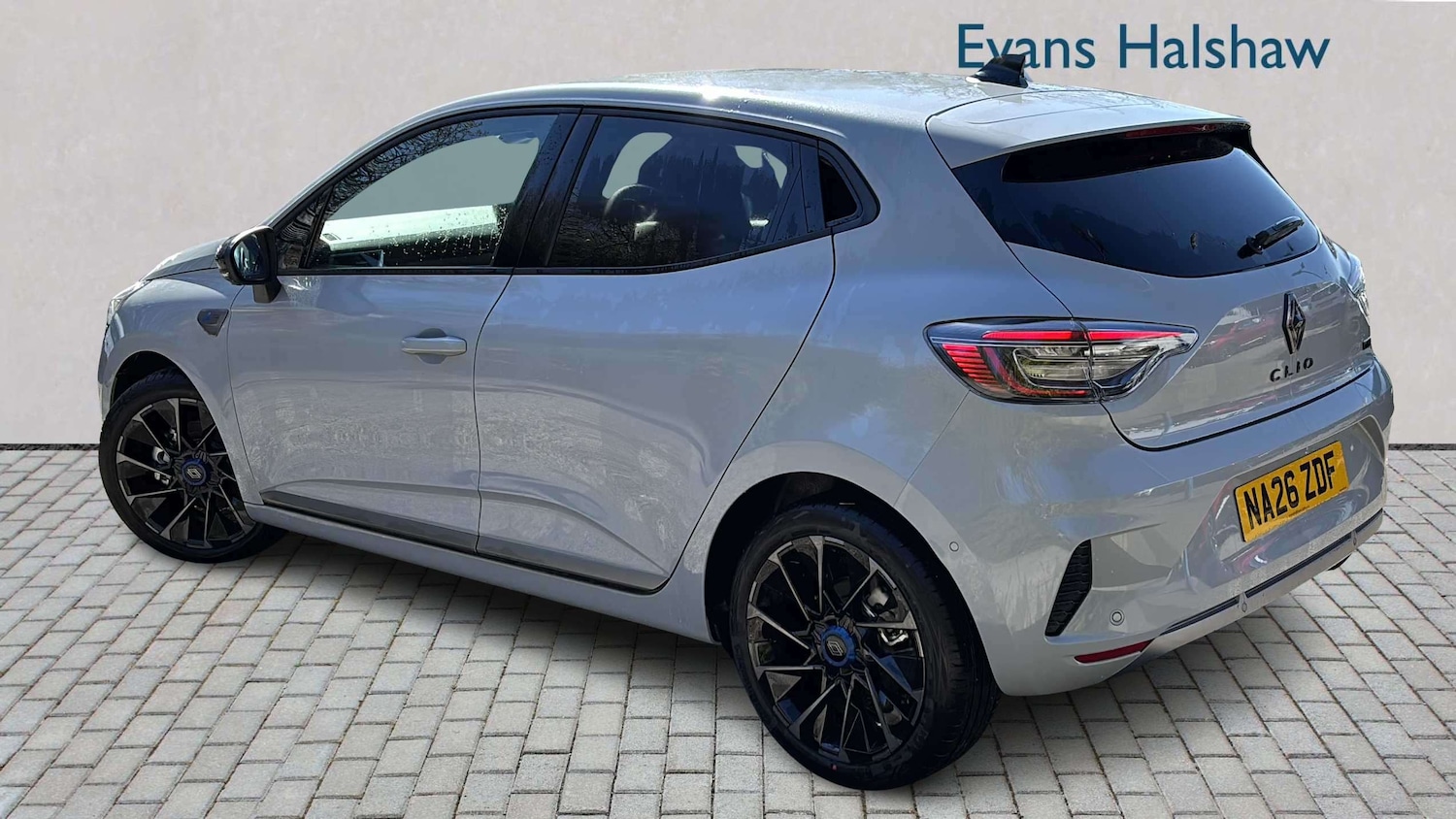 Used Renault Clio 2026 for sale - 78129782: Photo 2