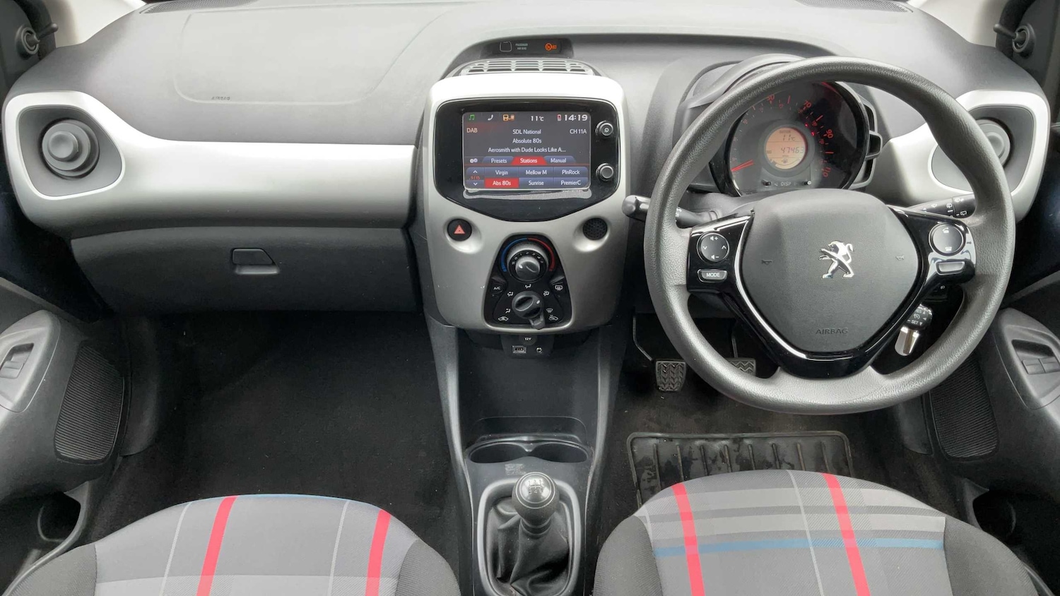 Used Peugeot 108 2016 for sale - 77960833: Photo 11