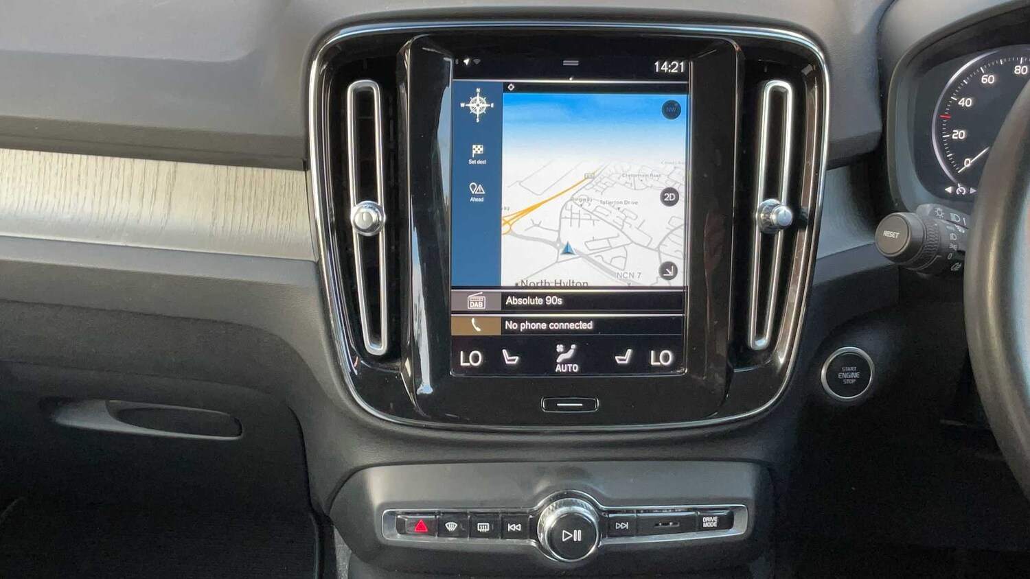 Used Volvo XC40 for sale - 77857926: Photo 11