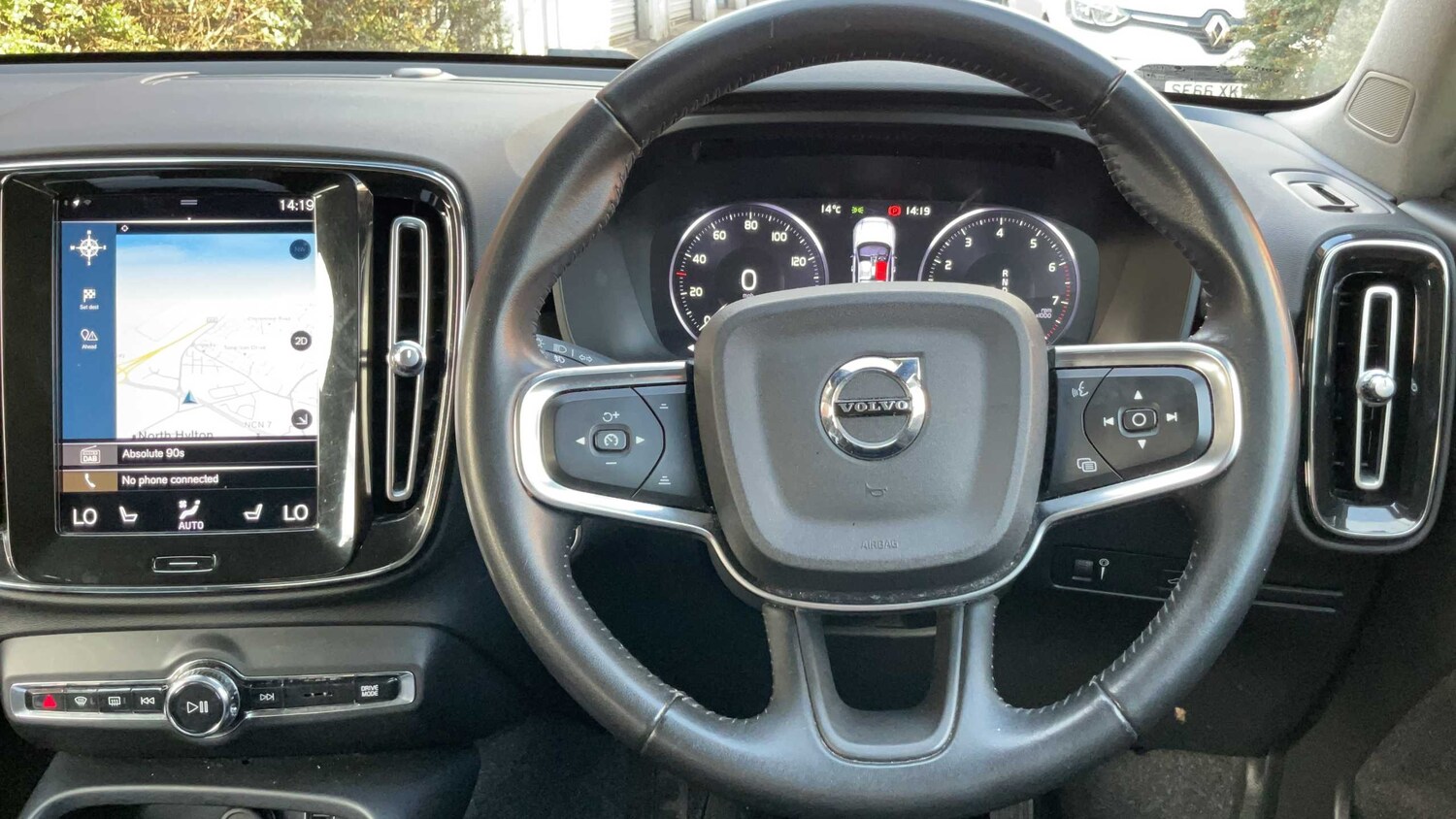 Used Volvo XC40 for sale - 77857926: Photo 9