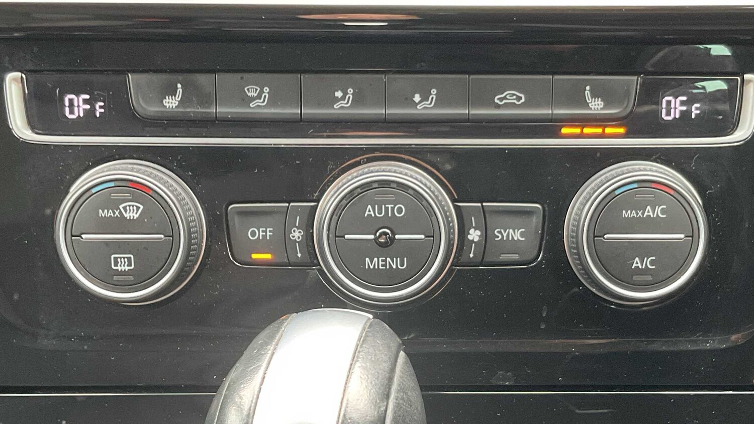 Used Volkswagen Golf 2019 for sale - 77856422: Photo 19