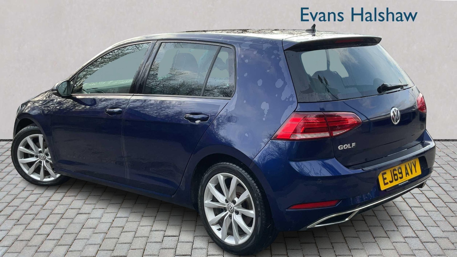 Used Volkswagen Golf 2019 for sale - 77856422: Photo 2