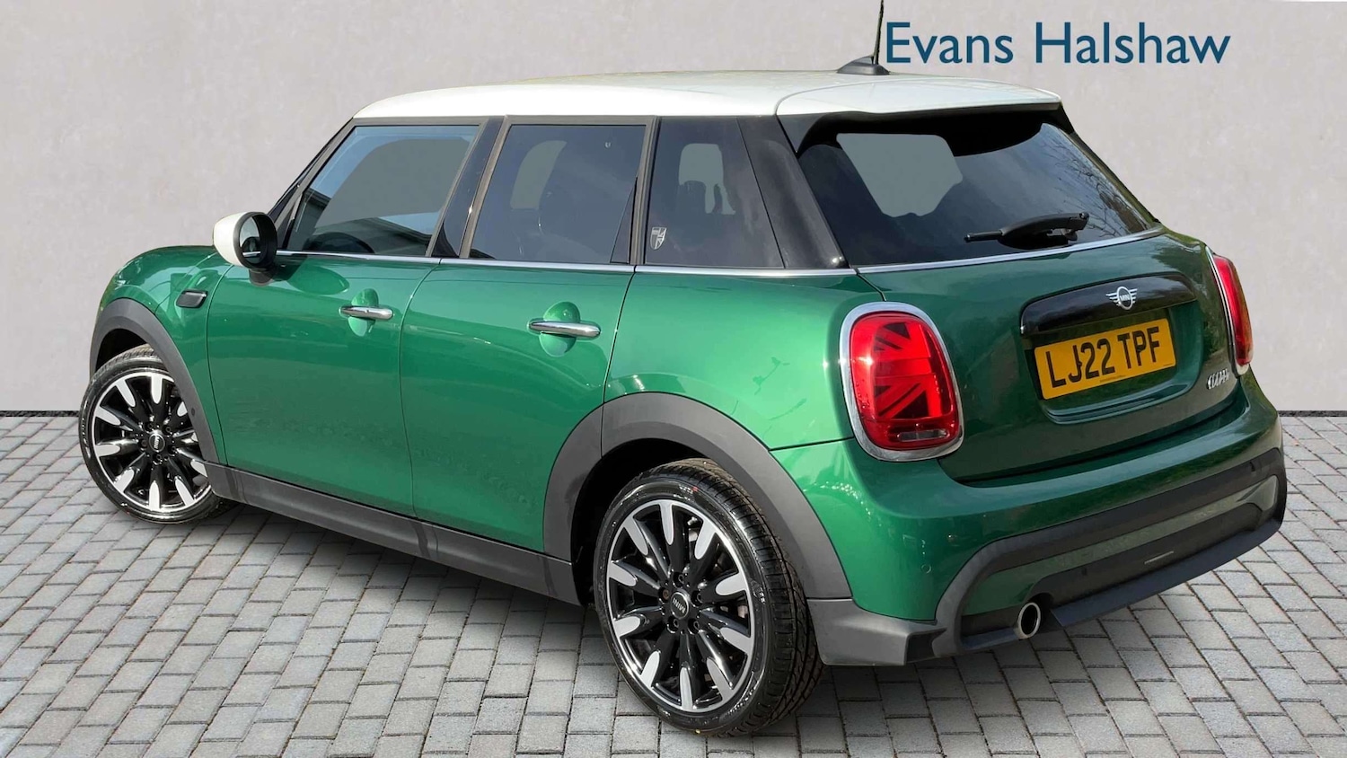 Used MINI Hatch 2022 for sale - 77943197: Photo 2