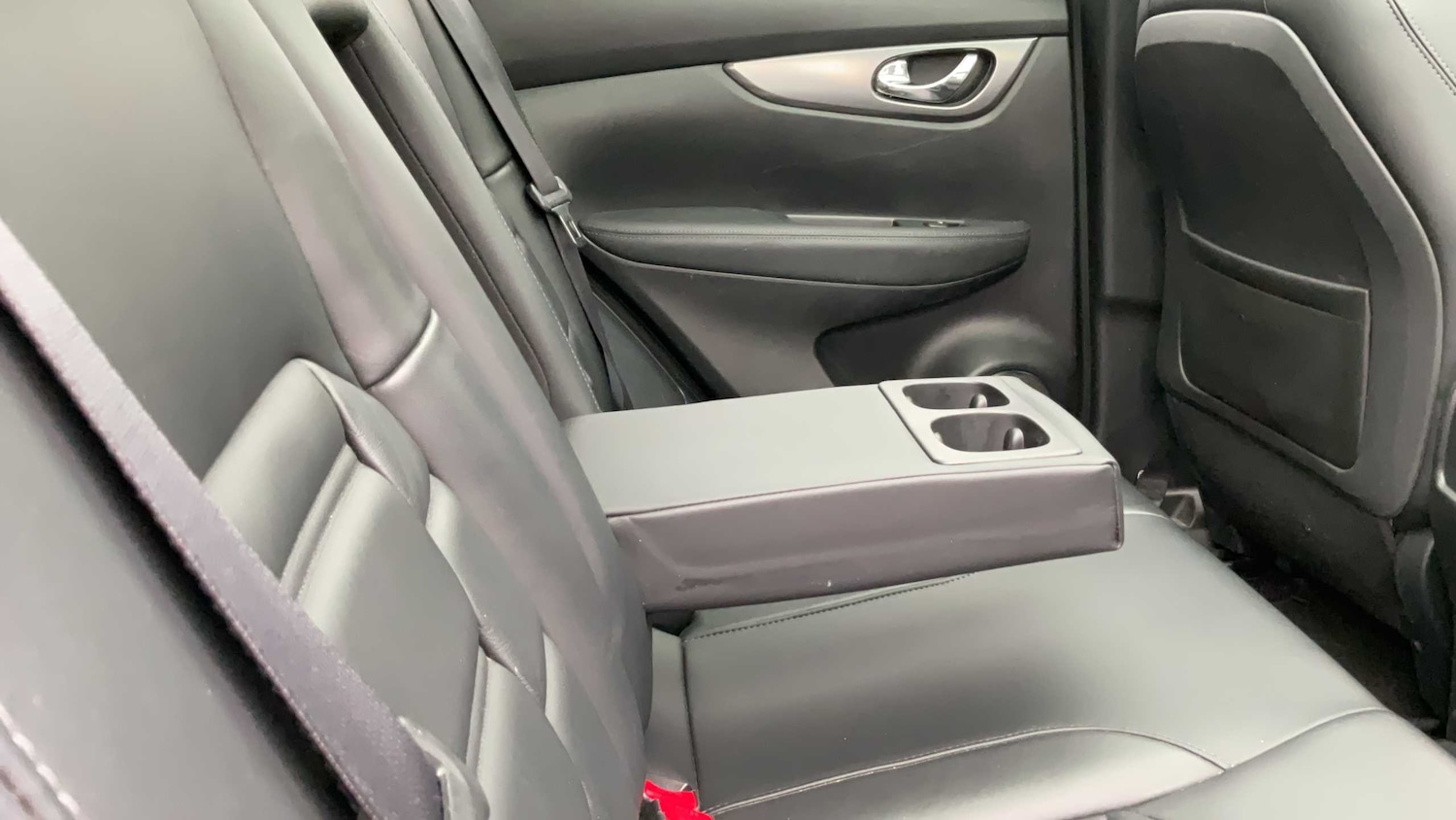 Used Nissan Qashqai for sale - 77960613: Photo 13