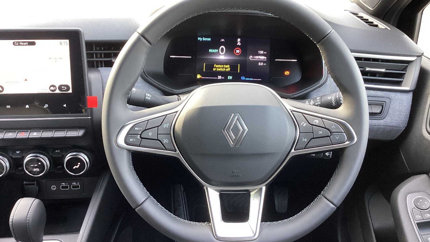 Used Renault Clio 2025 for sale - 77857396: Photo 13