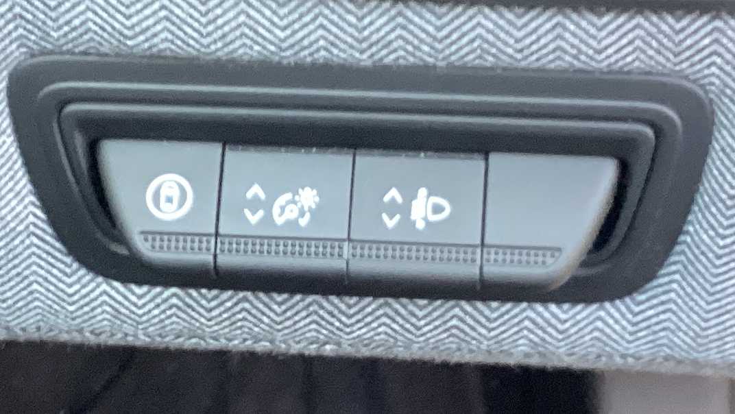 Used Renault Clio 2025 for sale - 77857396: Photo 34