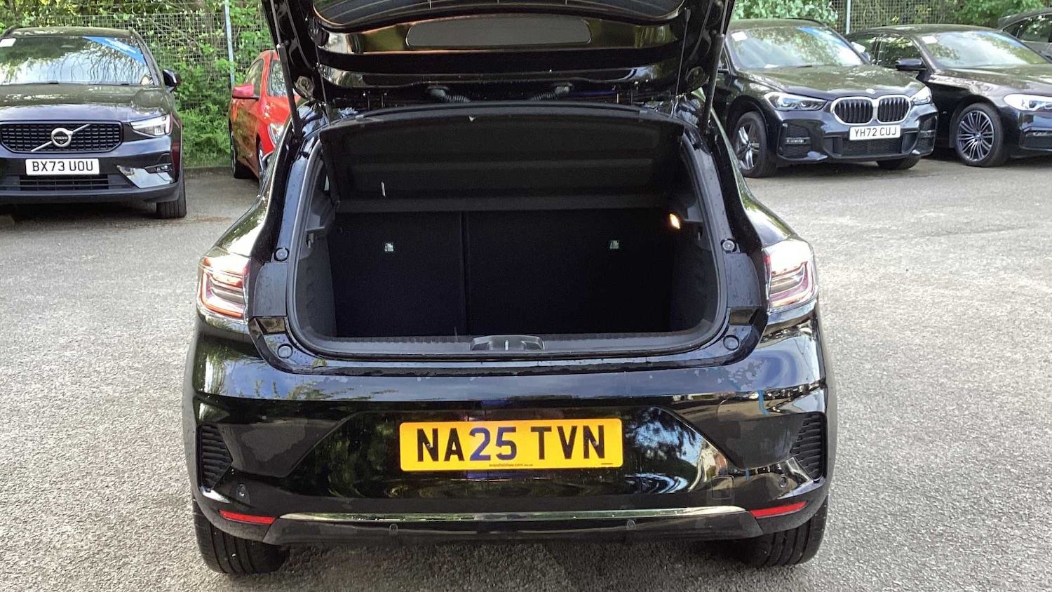 Used Renault Clio 2025 for sale - 77857396: Photo 4