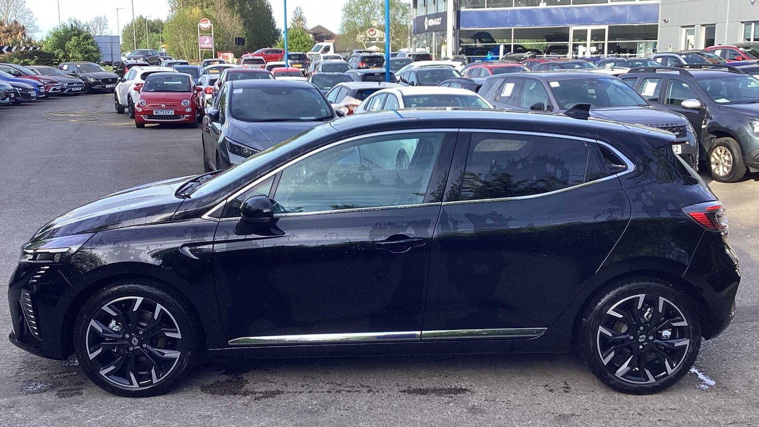 Used Renault Clio 2025 for sale - 77857396: Photo 6