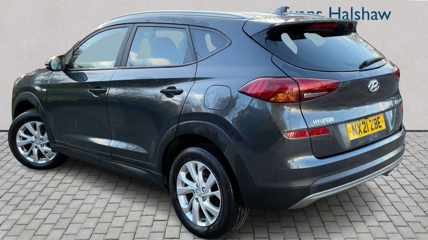 Used Hyundai TUCSON for sale - 77862109: Photo 2