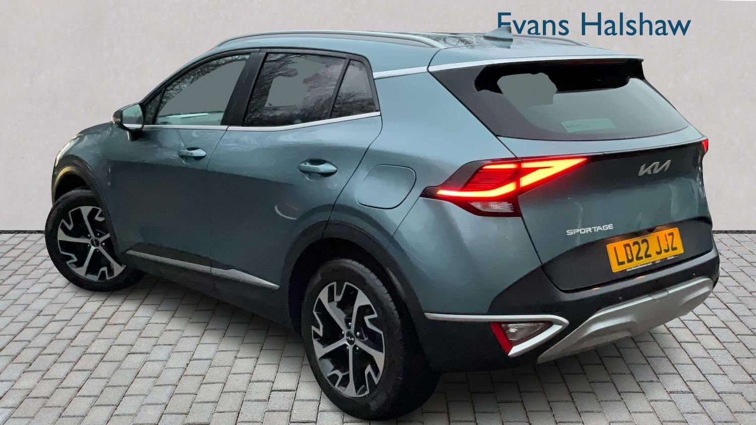 Used Kia Sportage 2022 for sale - 77856682: Photo 2