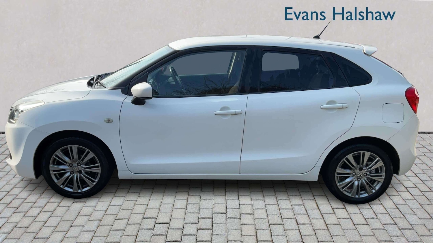 Used Suzuki Baleno 2016 for sale - 77857606: Photo 3