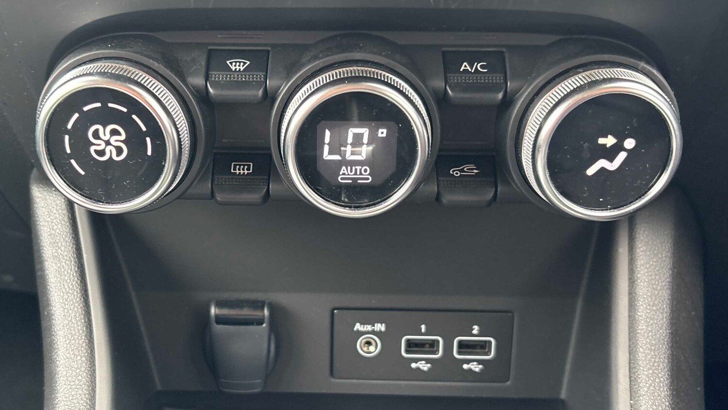 Used Renault Captur for sale - 78104222: Photo 17