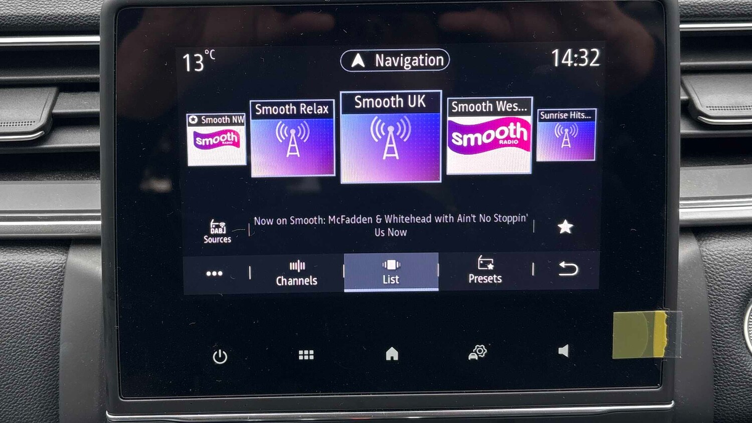 Used Renault Captur for sale - 78104222: Photo 18