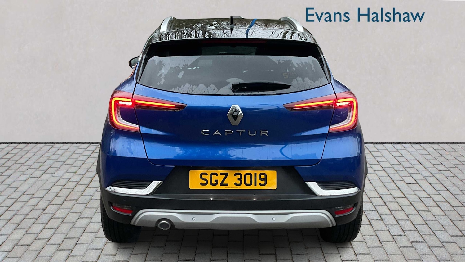 Used Renault Captur for sale - 77858015: Photo 5