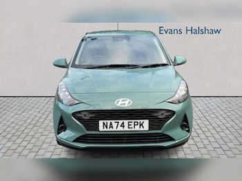 Used Hyundai i10 2024 for sale - 78432681: Photo