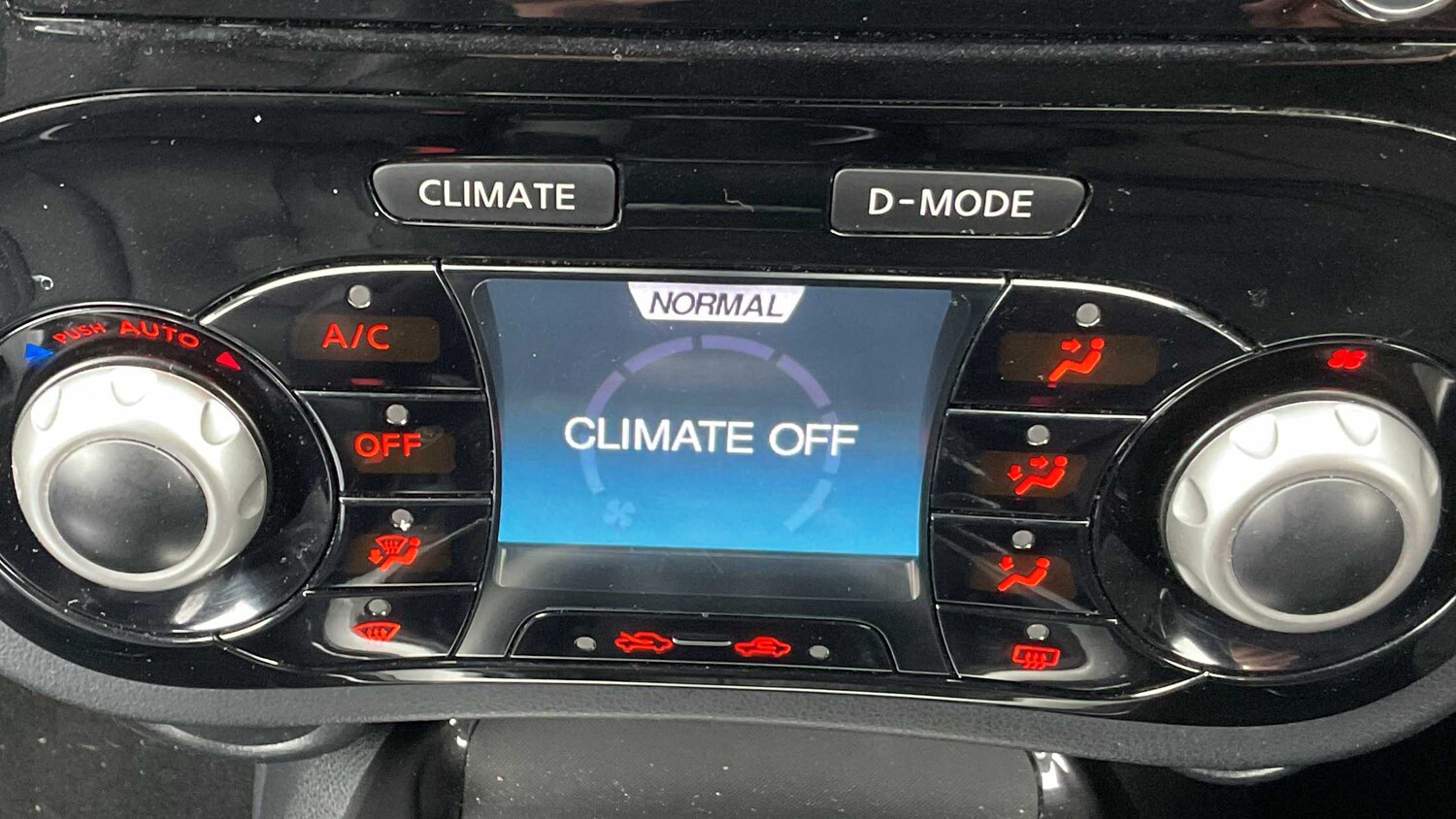 Used Nissan Juke 2016 for sale - 77859510: Photo 18