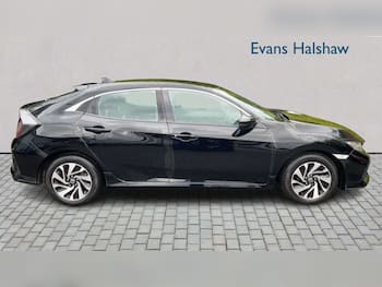 Used Honda Civic 2018 for sale - 79716460: Photo