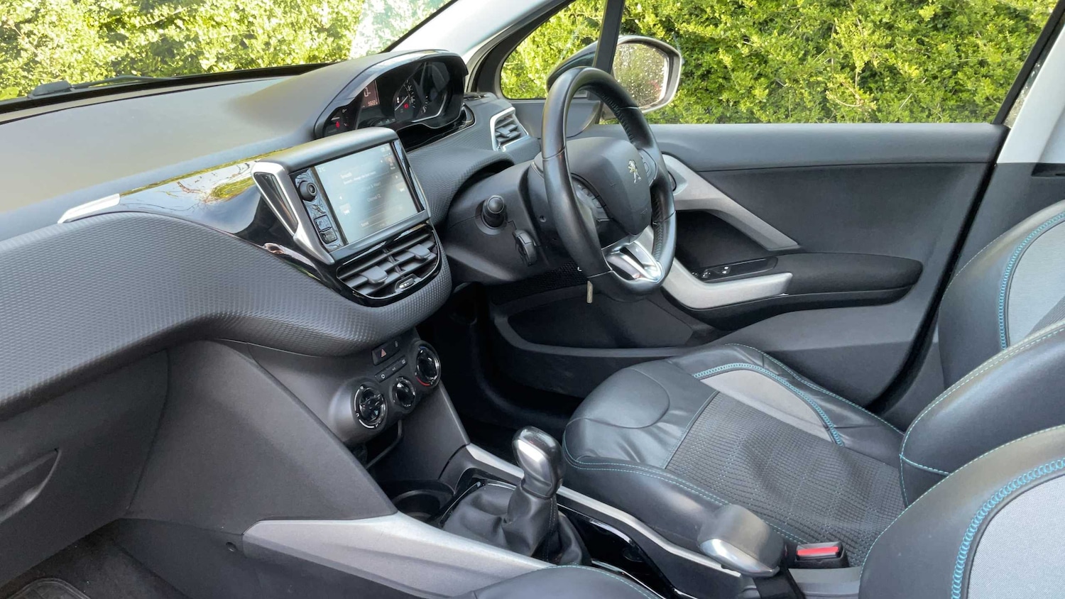 Used Peugeot 2008 2015 for sale - 78037764: Photo 13