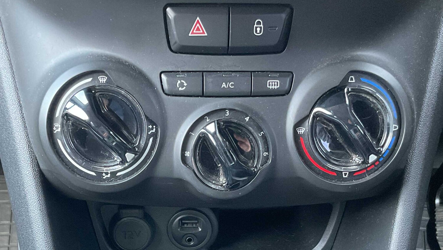 Used Peugeot 2008 2015 for sale - 78037764: Photo 19