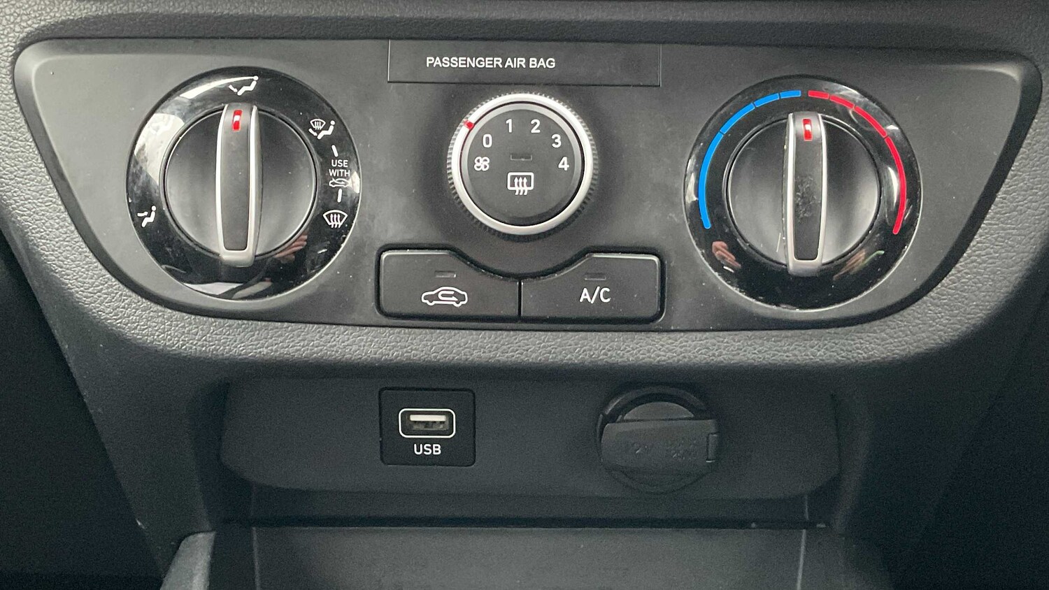 Used Hyundai i10 2021 for sale - 77859153: Photo 17