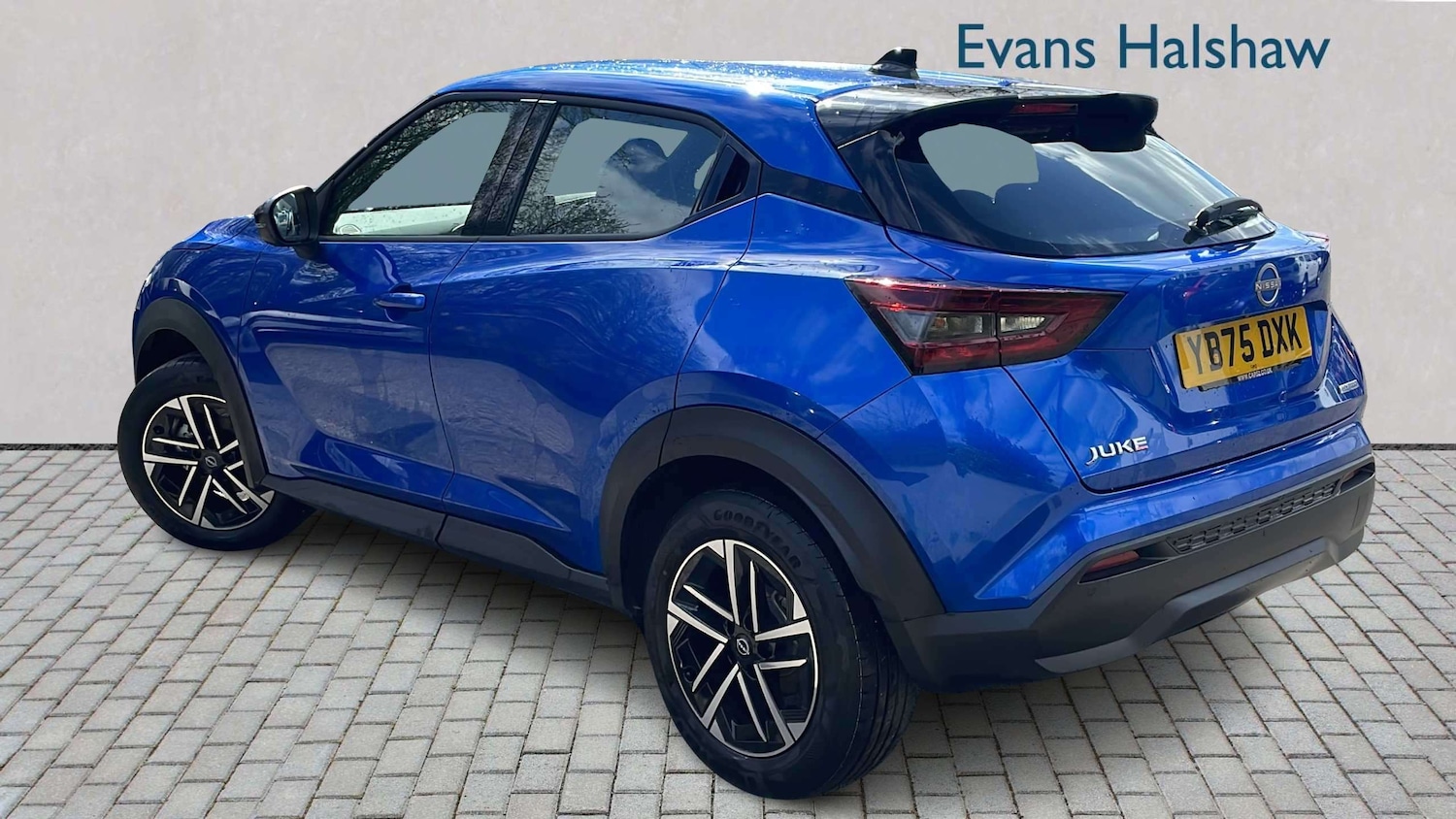 Used Nissan Juke for sale - 78104189: Photo 2